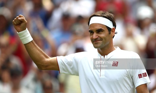 Roger Federer vẫn vững vàng ở tuổi 36. Ảnh: Getty.