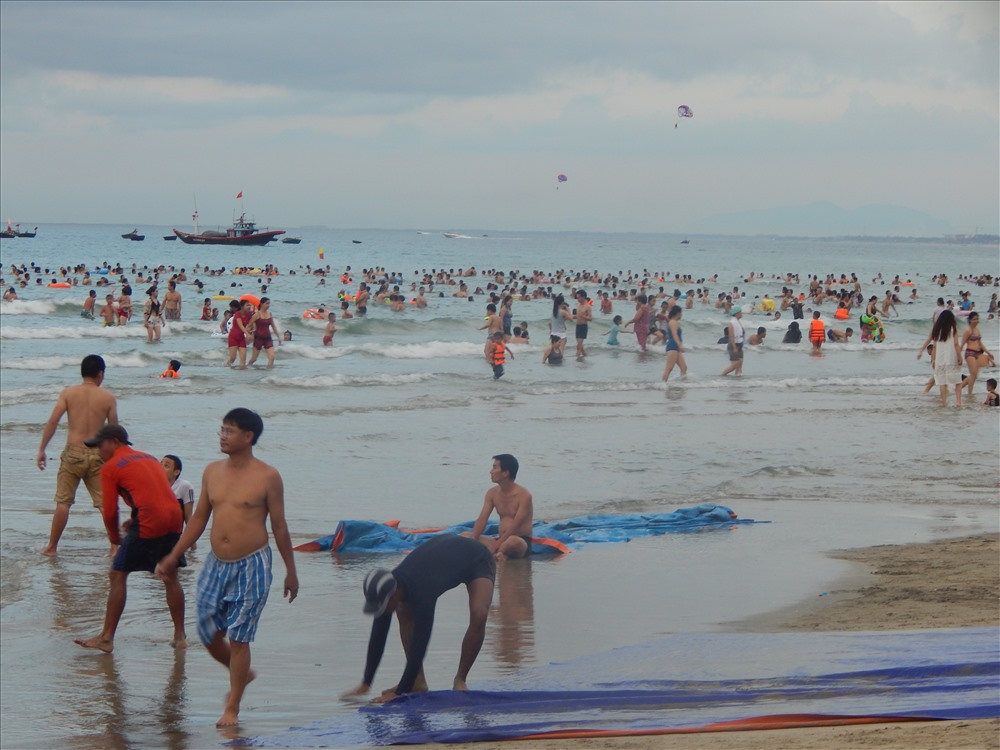 Du lịch biển thu hút nhiều du khách đến TP Đà Nẵng. Ảnh : Hoàng Tỷ