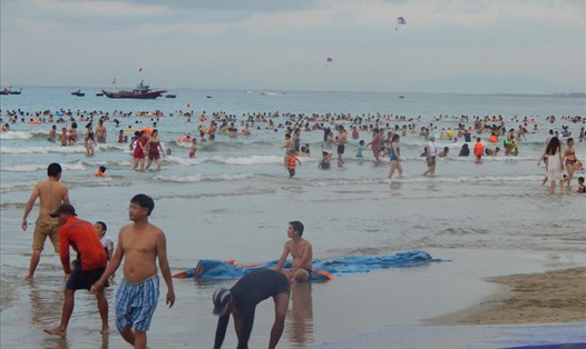 Du lịch biển thu hút nhiều du khách đến TP Đà Nẵng. Ảnh : Hoàng Tỷ