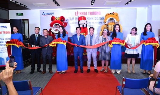Trung tâm hỗ trợ kinh doanh mới của Amway Việt Nam tọa lạc tại 220 Nguyễn Hữu Thọ, Hòa Cường Bắc, Tp. Đà Nẵng.