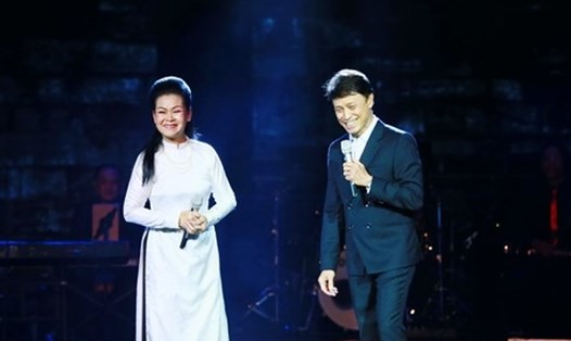 Khánh Ly và Tuấn Ngọc là hai giọng ca hải ngoại tham gia biểu diễn liên tục tại Việt Nam. 