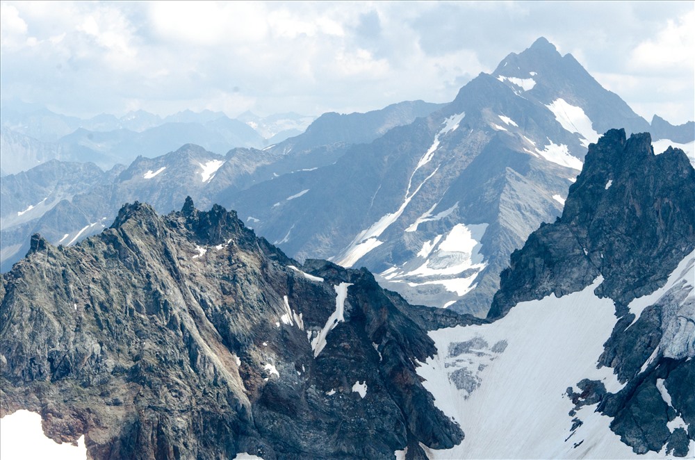 Tuyết trên núi Titlis. Ảnh: Trần Ánh Dương