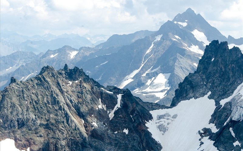 Tuyết trên núi Titlis. Ảnh: Trần Ánh Dương