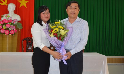 Đồng chí Châu Văn Trưởng được bầu giữ chức danh Phó Chủ tịch LĐLĐ tỉnh Trà Vinh khóa X nhiệm kỳ 2018 - 2023. Ảnh: PV