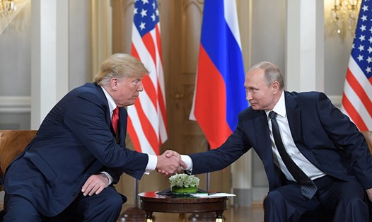 Tổng thống Mỹ Donald Trump và Tổng thống Nga Vladimir Putin tại thượng đỉnh Helsinki. Ảnh: Sputnik.