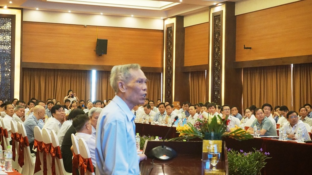 Ông Trương Đình Tuyển tại Hội thảo
