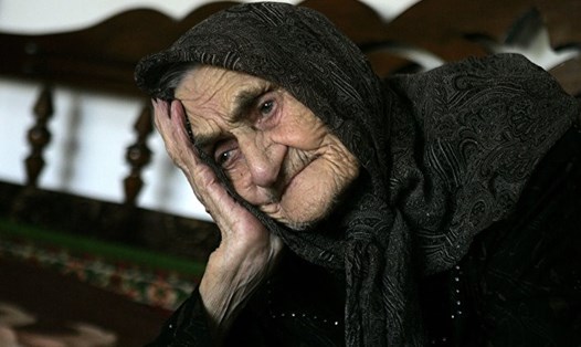 Bà Kesi Karueva, sinh năm 1884, ở làng Goity ở quận Urus-Marta, Nga - Ảnh: RIA Novosti
