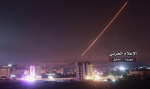 Phòng không Syria trong một lần đánh chặn tên lửa của Israel. Ảnh: AFP. 