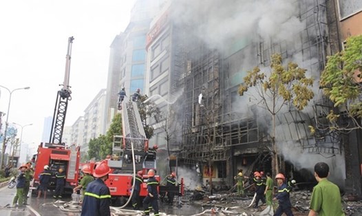 Vụ cháy quán karaoke trên đường Trần Thái Tông (Cầu Giấy) gây thiệt hại lớn xảy ra năm 2016 -  Ảnh TV.