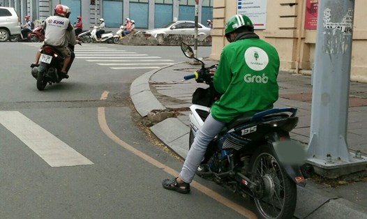 Thời gian gần đây nhiều tài xế đối tác GrabBike chạy sang Go-Viet và FastGo.