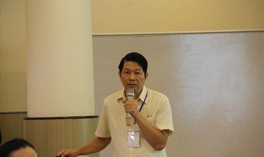 Ông Lê Văn Lanh - Phó Chủ tịch thường trực Hiệp hội các Vườn quốc gia và Khu Bảo tồn thiên nhiên Việt Nam - phát biểu tại hội thảo. Ảnh: N.T