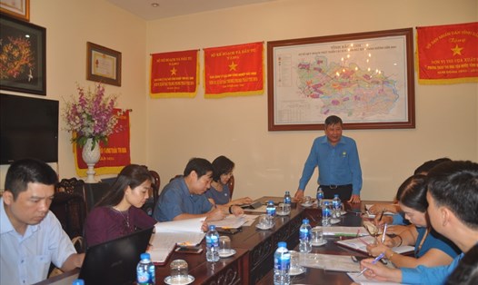 Phó Chủ tịch Thường trực Tổng LĐLĐVN Trần Thanh Hải chủ trì buổi làm việc. Ảnh: Quế Chi 