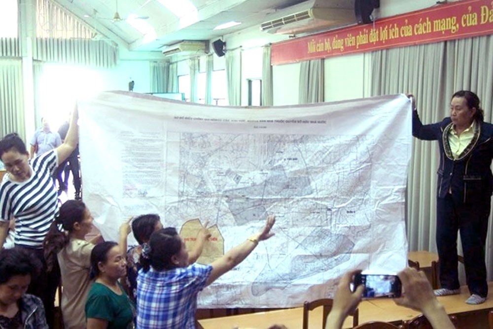 Không phải bỗng nhiên người dân Thủ Thiêm bức xúc. Ảnh: P.V