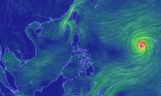 Hình thái cơn bão số 5 Barijat và bão Mangkhut đang hướng về Biển Đông (Ảnh: Windy.com)