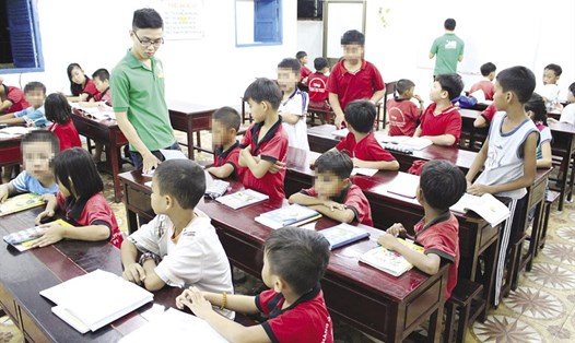 Lớp học cộng đồng ở phường Hiệp Thành, TP Thủ Dầu Một đang dạy chữ cho khoảng 60 học sinh con em lao động nghèo.