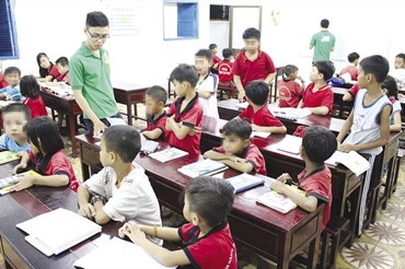 Lớp học cộng đồng ở phường Hiệp Thành, TP Thủ Dầu Một đang dạy chữ cho khoảng 60 học sinh con em lao động nghèo.