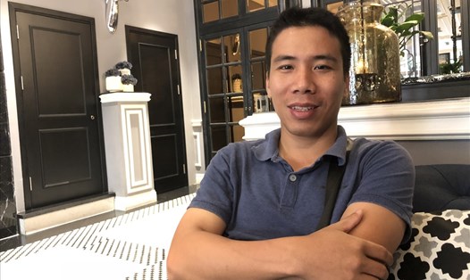 HDV Nguyễn Xuân Chường từng bị du khách nước ngoài "giận" vì không cho số điện thoại cứu hộ chó. Ảnh: Thành Trung