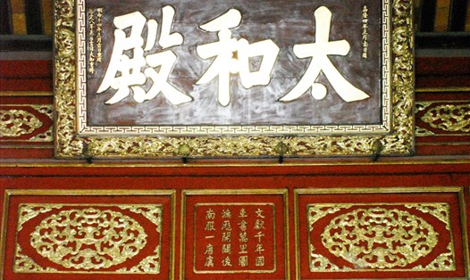 Bản “tuyên ngôn độc lập” của thời Nguyễn trong điện Thái Hòa. Ảnh: H.V.M