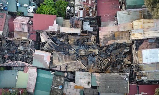 Hiện trường vụ cháy 19 ngôi nhà gần Viện Nhi.