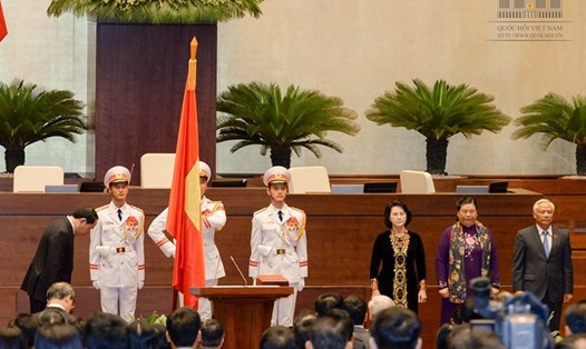 Chủ tịch Nước CHXHCN Việt Nam Trần Đại Quang tuyên thệ nhậm chức (Ảnh: Văn Bình/QH)