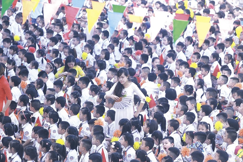 Năm nay có 1.140 em vào lớp 1 trường Tiểu học Chu Văn An (Hoàng Liệt, Hoàng Mai, Hà Nội). Ảnh: VƯƠNG TRẦN Năm nay có 1.140 em vào lớp 1 trường Tiểu học Chu Văn An (Hoàng Liệt, Hoàng Mai, Hà Nội). Ảnh: VƯƠNG TRẦN