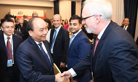 Thủ tướng dự tọa đàm với các doanh nghiệp hàng đầu Mỹ về thu hút đầu tư tại Việt Nam trong thời kỳ phát triển công nghệ 4.0. Ảnh: VGP. 