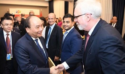 Thủ tướng Nguyễn Xuân Phúc dự tọa đàm với các doanh nghiệp hàng đầu Mỹ nhân chuyến tham dự Đại hội đồng Liên Hợp Quốc khoá 73. Ảnh: VGP