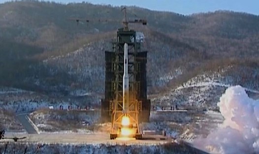 Triều Tiên phóng tên lửa Unha-3 năm 2012. Ảnh: AP