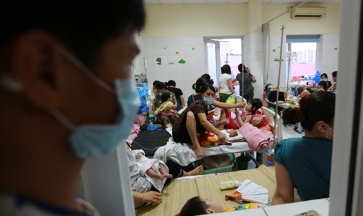 Các ca mắc sởi điều trị tại Bệnh viện Bệnh nhiệt đới T.Ư. Ảnh: Hải Nguyễn