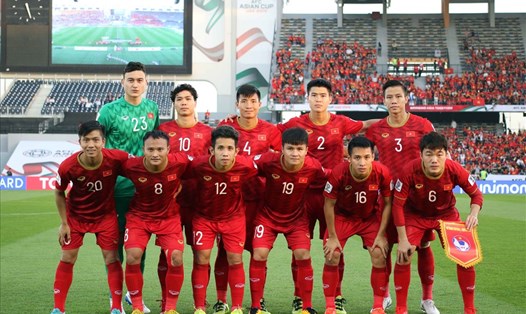 ĐT Việt Nam nằm trong nhóm 4 đội đứng thứ 3 có thành tích tốt nhất nhờ hiệu số bàn thắng sau lượt trận đầu tiên vòng bảng Asian Cup 2019. Ảnh: Hữu Phạm