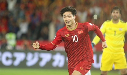 Công Phượng ghi bàn thắng thứ hai trọng trận Việt Nam gặp Iraq. 