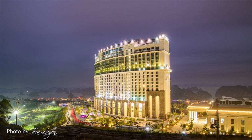 Khách sạn FLC Grand Hotel Ha Long có khả năng đáp ứng nơi lưu trú cao cấp cho hơn 1.500 khách. Ảnh: FLC 