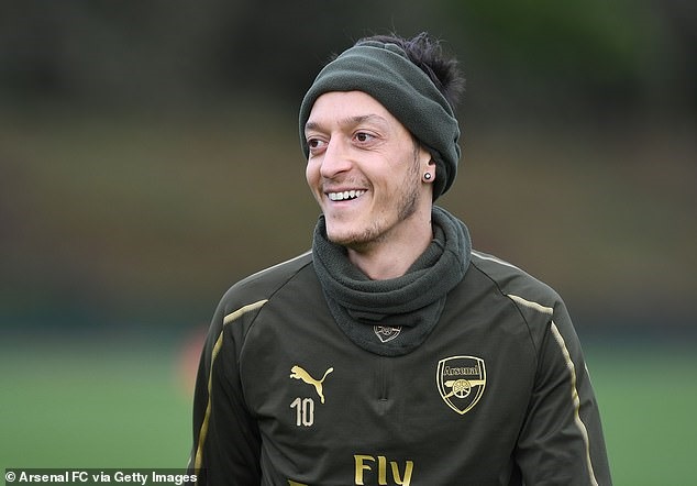 Ozil sẽ chia tay Arsenal trong tháng 1 này?