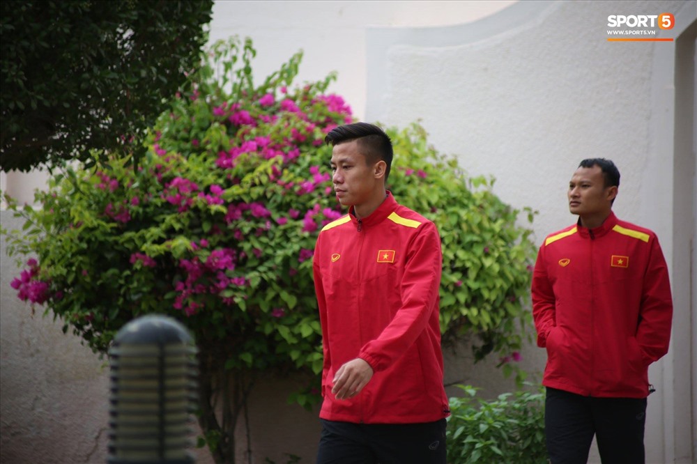 Các cầu thủ đã gặp sự cố mất nước tại khách sạn trước trận đấu với Yemen. Ảnh: Sport 5