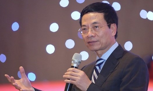 Bộ trưởng Bộ TT&TT - ông Nguyễn Mạnh Hùng