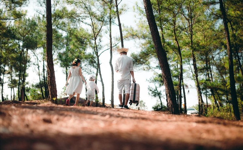 Thậm chí nhiều gia đình cũng đến đây để chụp ảnh, picnic. Ảnh: Hạ Vĩ