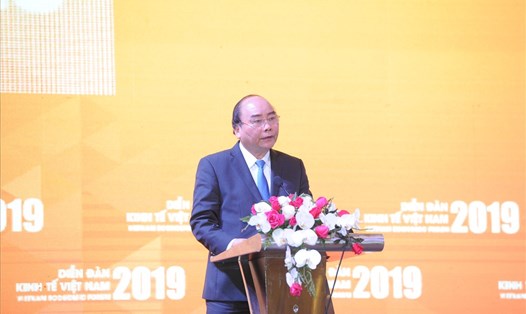 Thủ tướng Chính phủ Nguyễn Xuân Phúc phát biểu tại Diễn đàn kinh tế Việt Nam 2019. Ảnh: Thành Trung