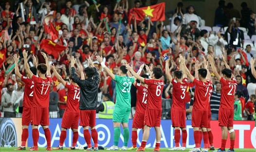 ĐT Việt Nam đã lọt vào vòng 1/8 Asian Cup 2019. Ảnh: Hữu Phạm 