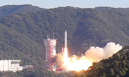 Tên lửa đẩy Epsilon số 4 đưa vệ tinh lên quỹ đạo. Ảnh: JAXA