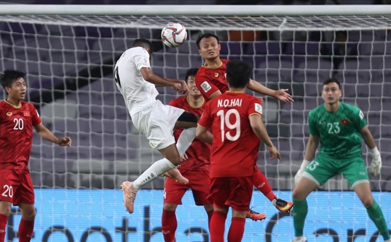 Siêu Phẩm Sút Phạt Của Quang Hải Đẹp Nhất Vòng Bảng Asian Cup 2019