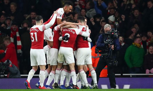 Khoảng cách giữa Arsenal và đội đứng thứ 4 ở Premier League - Chelsea giờ chỉ còn 3 điểm. Ảnh: Getty Images.