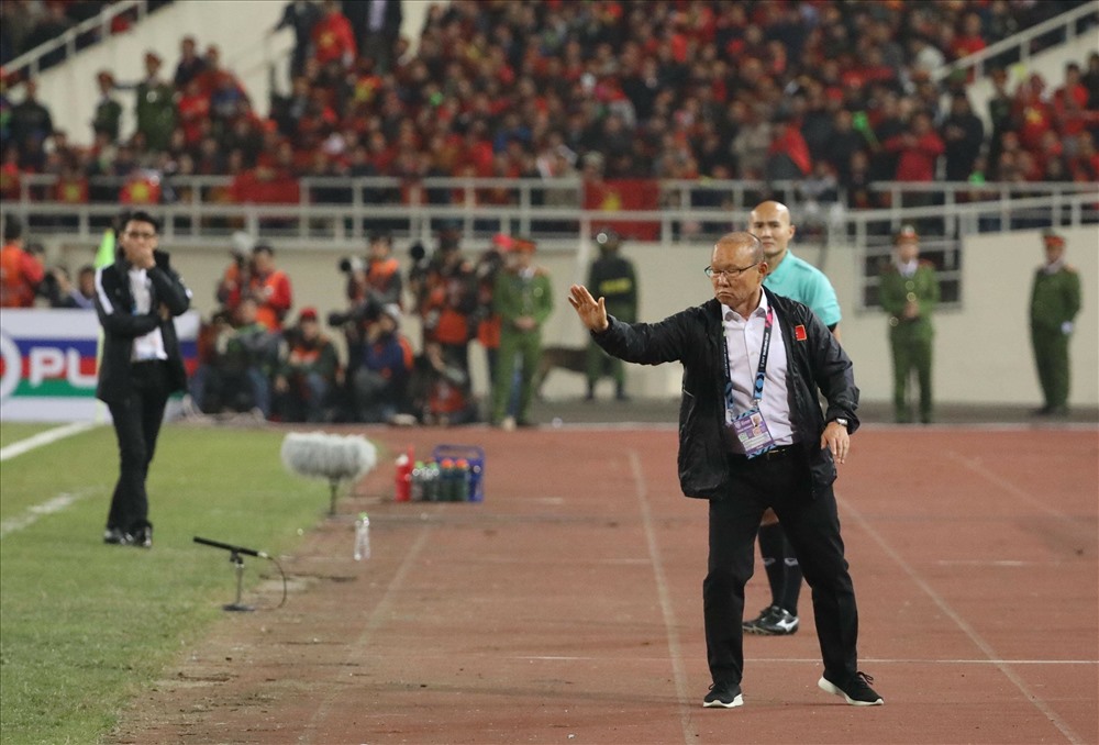 HLV Park Hang-seo đặt mục tiêu vượt qua vòng bảng Asian Cup 2019. Ảnh S.T