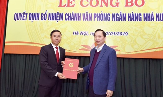Phó Thống đốc Đào Minh Tú trao QĐ bổ nhiệm cho ông Phạm Đức Ấn