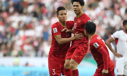 Công Phượng được xem là người hùng của ĐT Việt Nam với bàn thắng gỡ hòa 1-1 trước ĐT Jordan. Ảnh: Hữu Phạm
