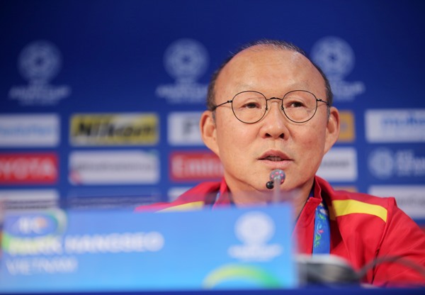 HLV Park Hang-seo đã cho thấy sự cao tay của mình. Ảnh: VFF