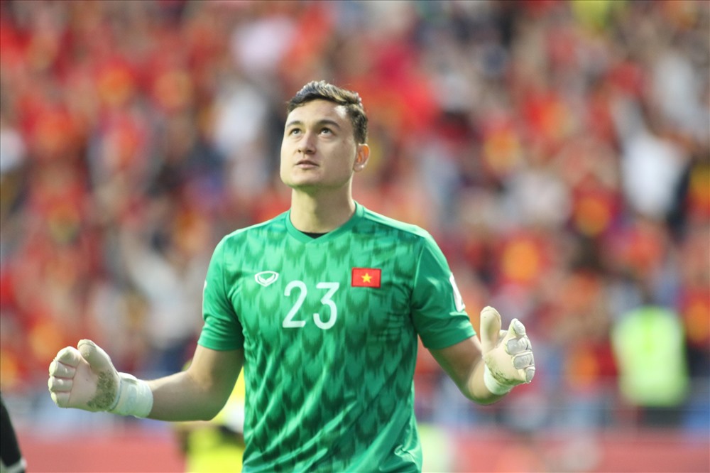 Thủ thành Văn Lâm có màn trình diễn ấn tượng trước ĐT Jordan và được chấm 9 điểm. Ảnh: Hữu Phạm