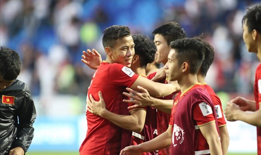 ĐT Việt Nam đã thi đấu đầy quả cảm và nỗ lực để giành vé váo tứ kết Asian Cup 2019. Ảnh: Hữu Phạm