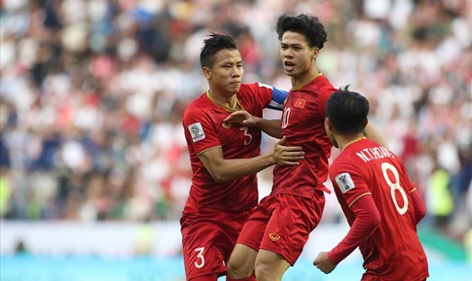 ĐT Việt Nam tạo cú "sốc" đầu tiên tại Asian Cup 2019. Ảnh Hữu Phạm