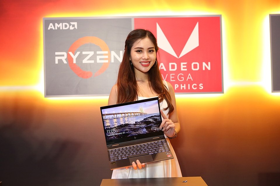 Laptop HP ENVY x360 13 mới trang bị công nghệ AMD. Laptop HP ENVY x360 13 mới trang bị công nghệ AMD.