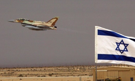 Israel nhiều lần tấn công vào các vị trí của Iran ở Syria. Ảnh: UAwire